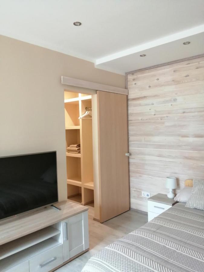 Apartamenti Miera Osta Liepāja Dış mekan fotoğraf