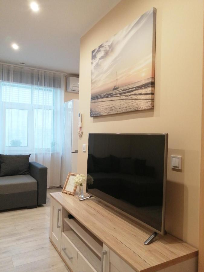 Apartamenti Miera Osta Liepāja Dış mekan fotoğraf